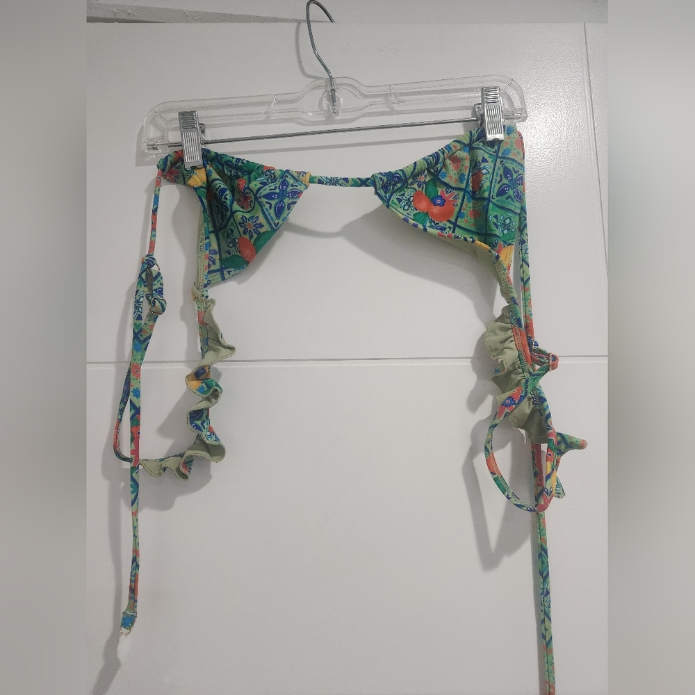 NWOT Blackbough Colorful Patterned Ruffle Bikini Top